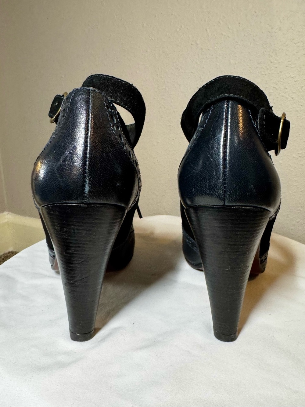 Chie Mihara Navy Veranda Oxford Heels Size 39 - Picture 4 of 16